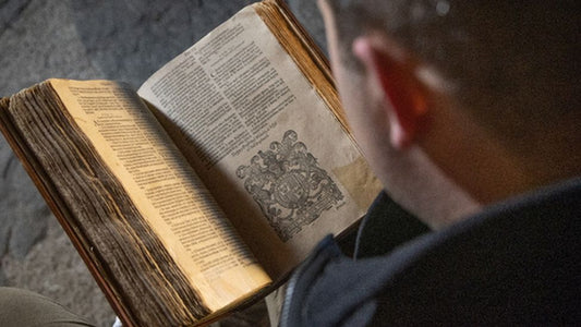 Top 10 Vintage Bible Gift Ideas