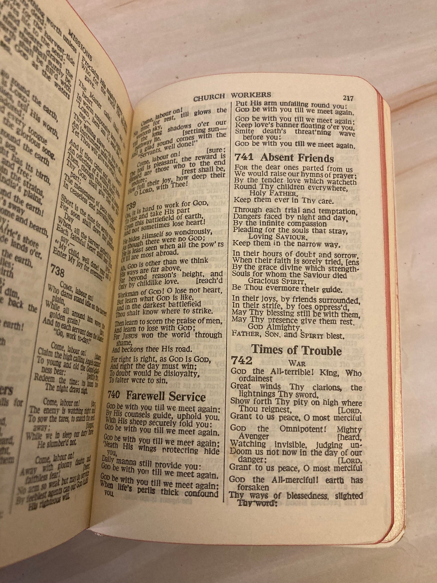 Pocket White Common Prayer book Church Hymns - Ref x308