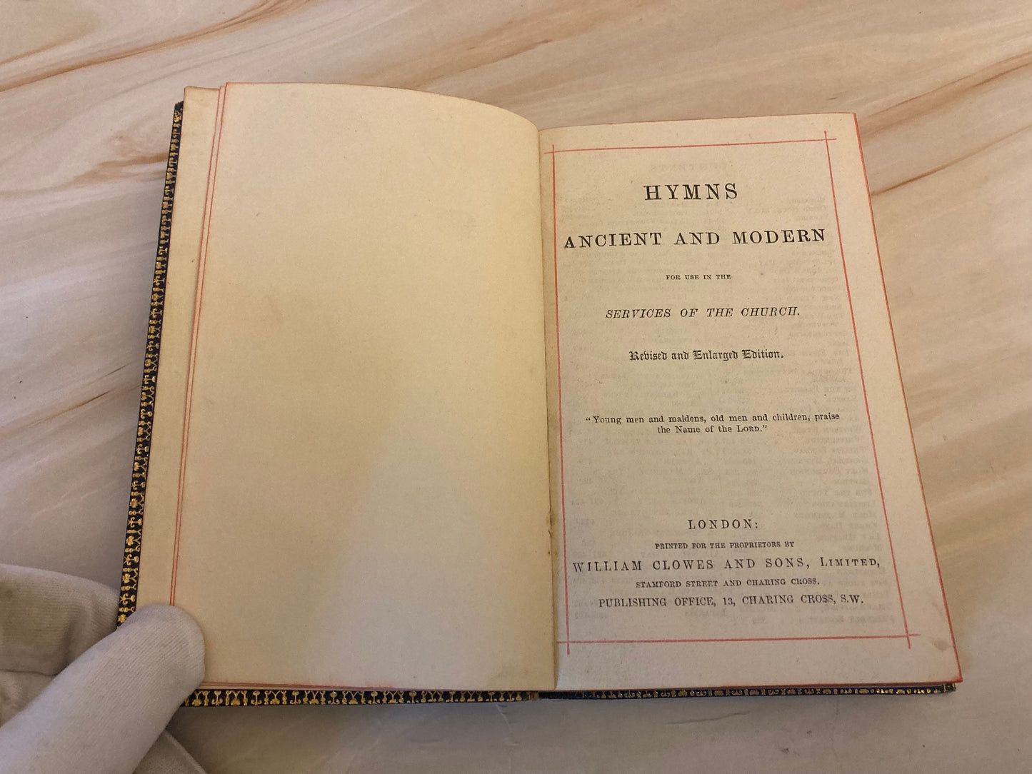 1893 Christian Hymns Ancient and Modern Pocket Size Hymns - Ref x297