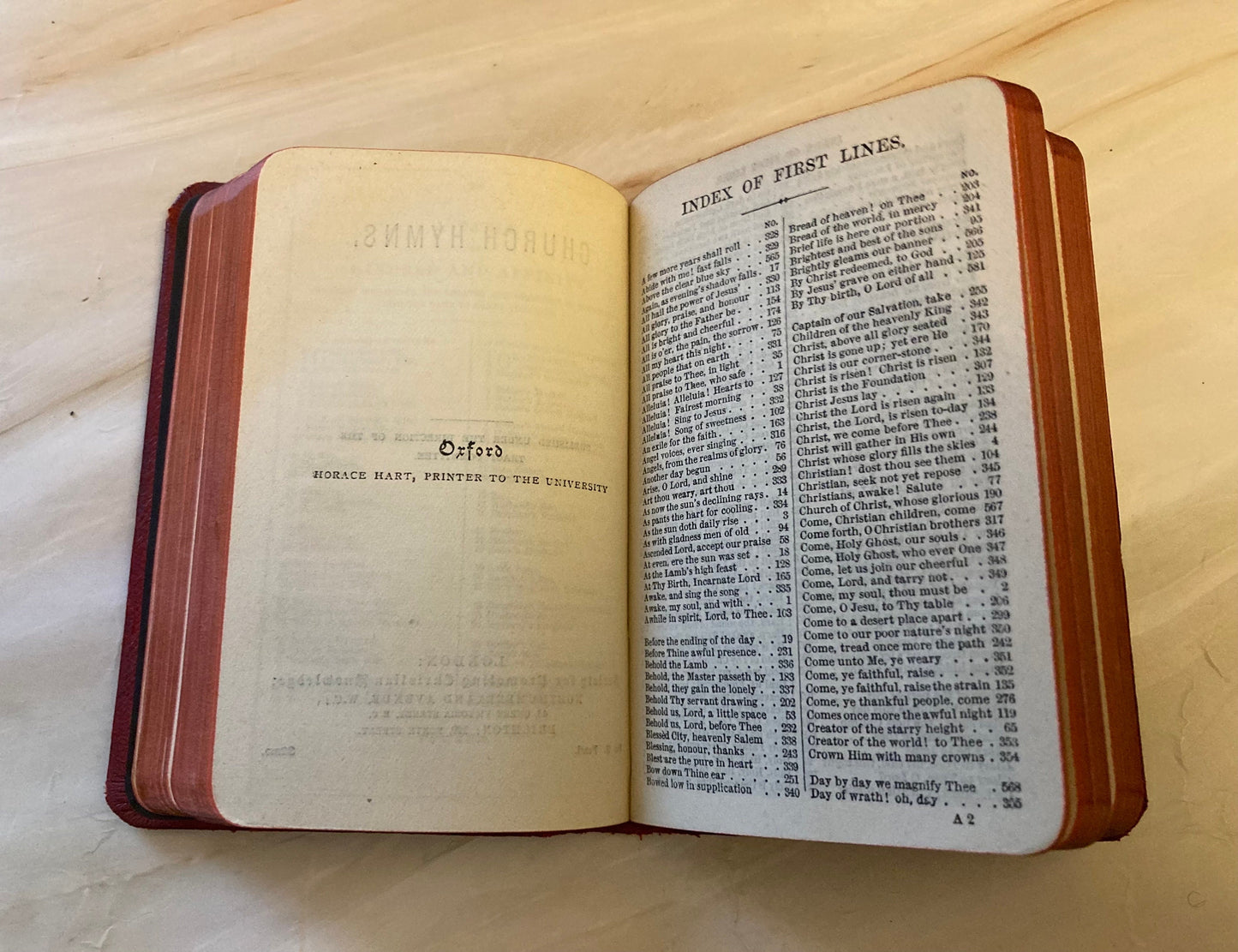 Red Vintage Mini Common Prayer Church Hymns book - Ref x286