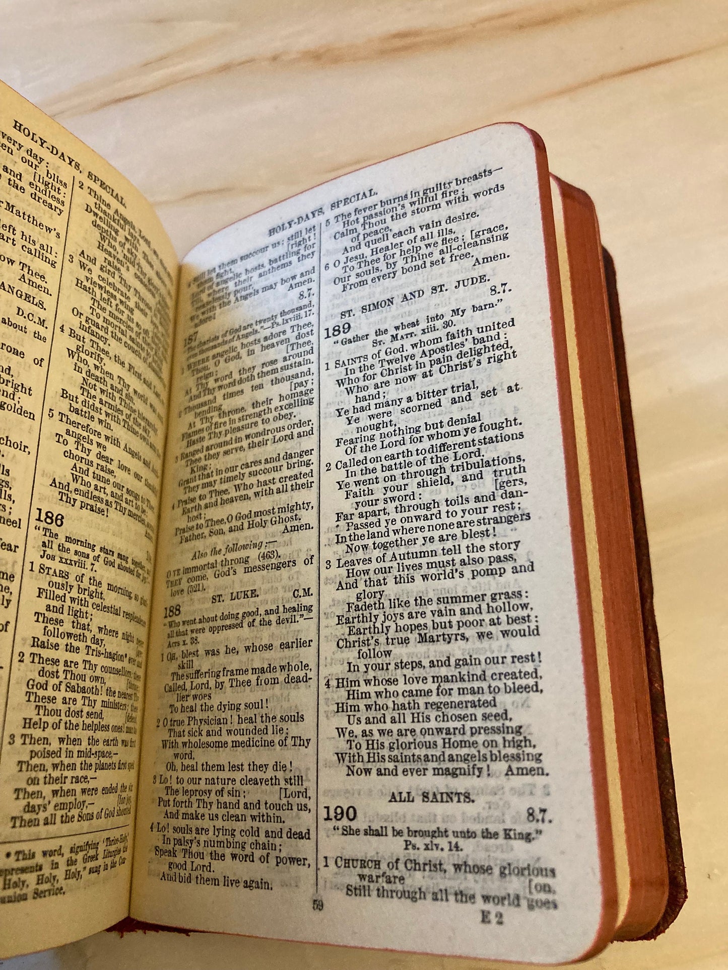 Red Vintage Mini Common Prayer Church Hymns book - Ref x286