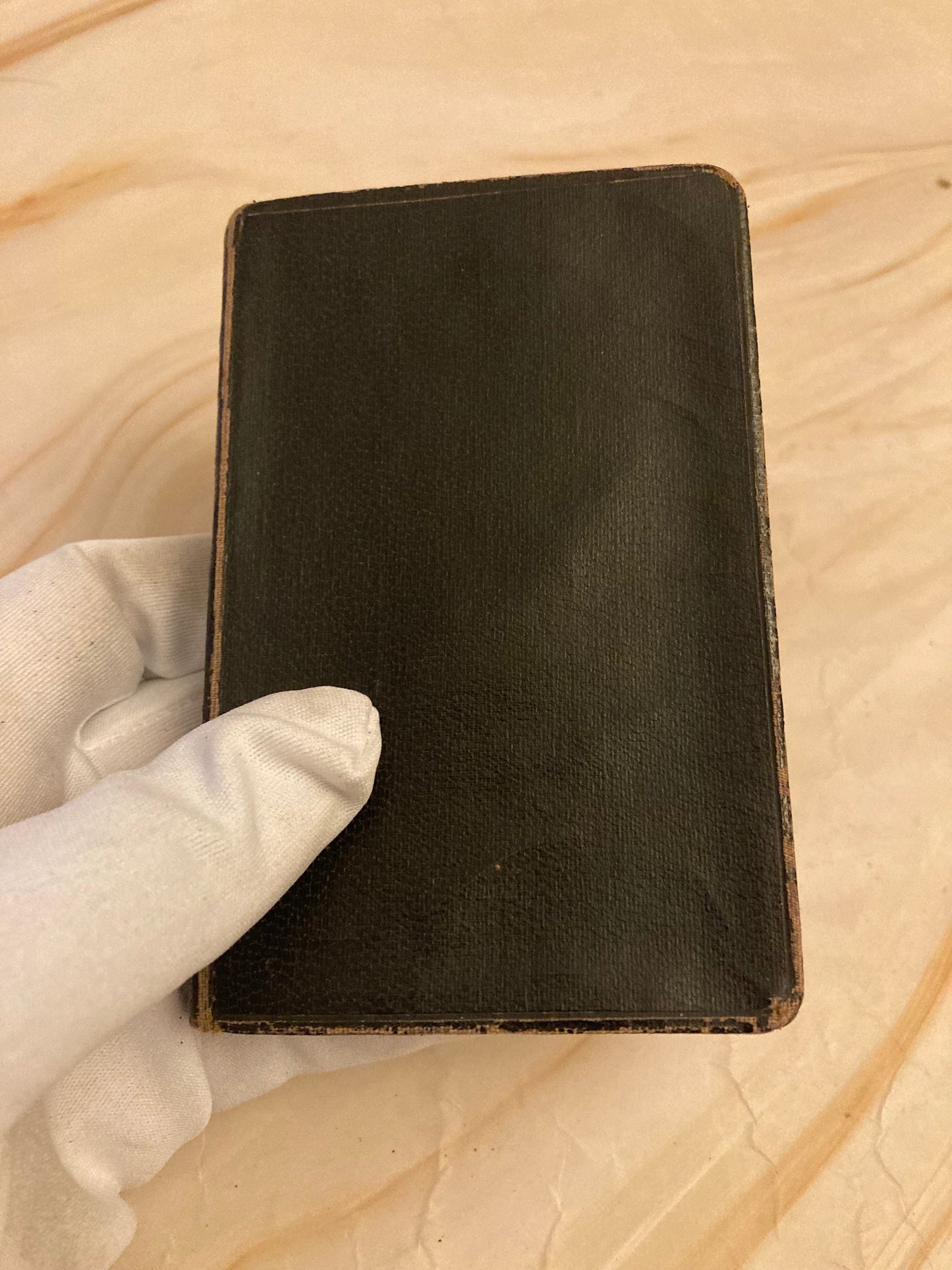1937 Illustrated Common Prayer Hymns A&M pocketsize book - (Ref x359)