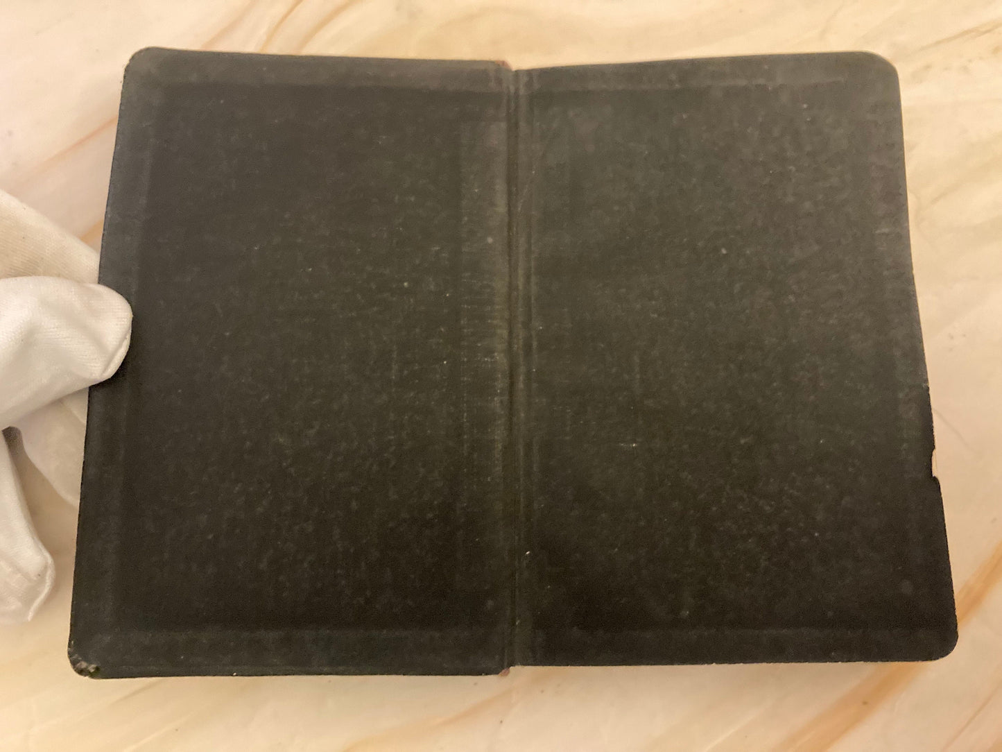 1937 Illustrated Common Prayer Hymns A&M pocketsize book - (Ref x359)