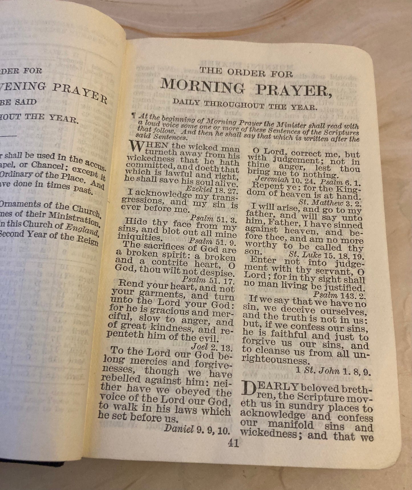 The Book of Common Prayer 1933 - Small prayer book - (Ref x338)