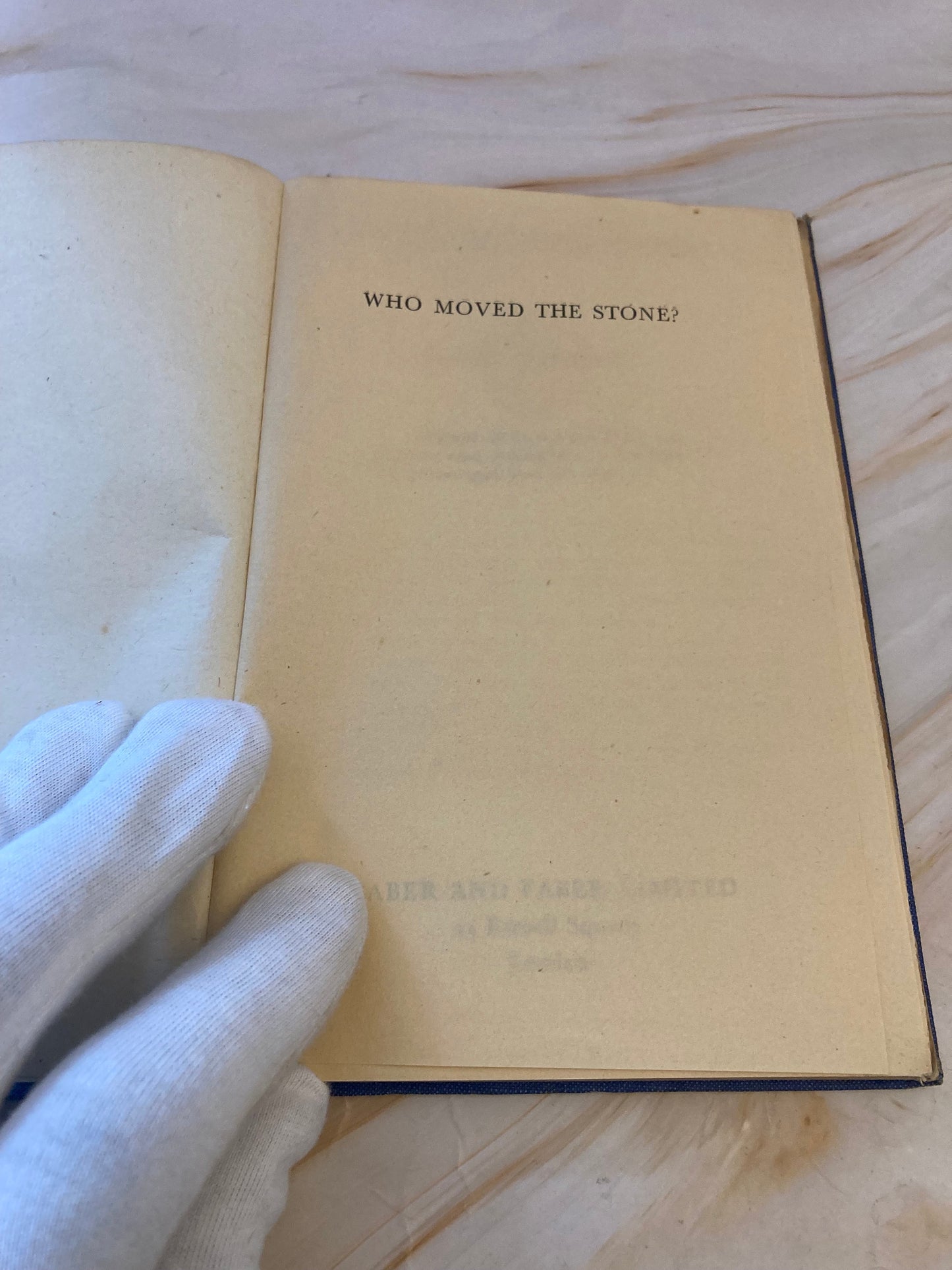 Who Moved the Stone ? book Frank Morison - Christian book - (Ref 328)