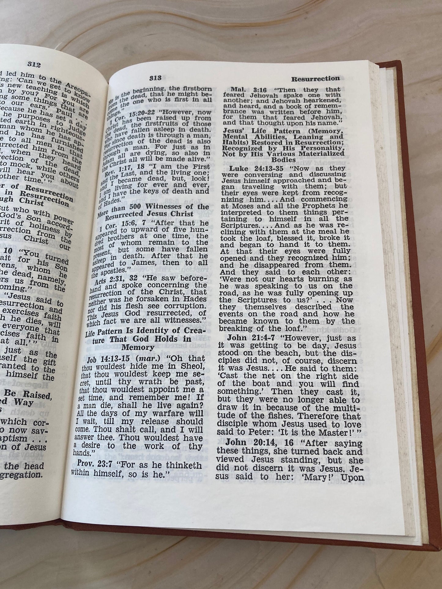 Make Sure Of All Things book 1957 Watch Tower Bible book - (Ref x323)