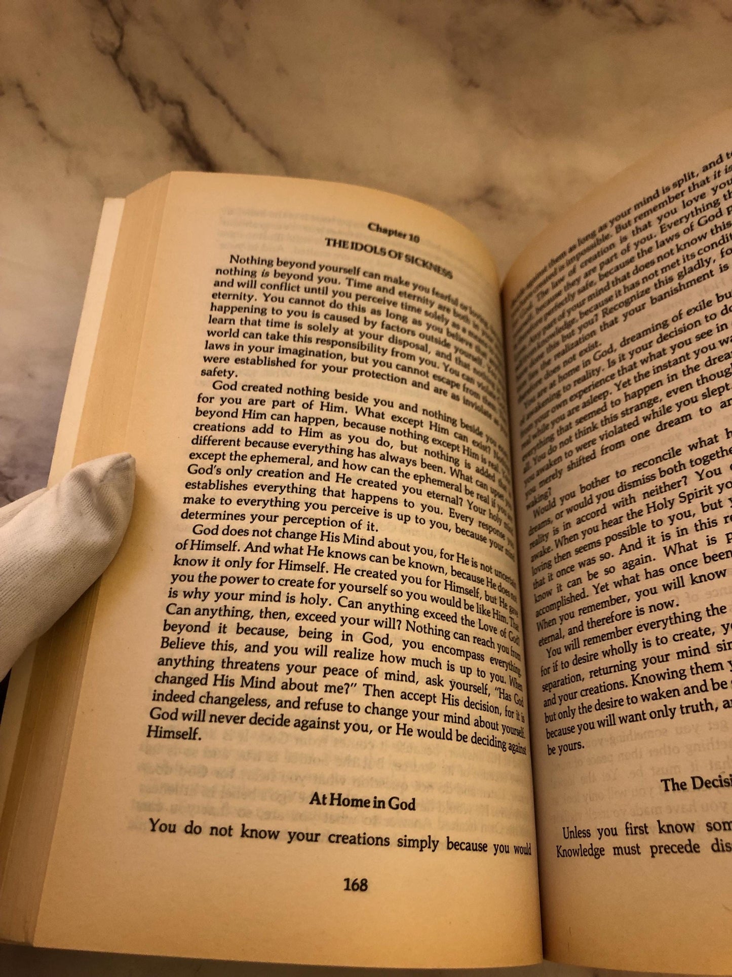 A Course in Miracles book Arkana - (Ref x386)