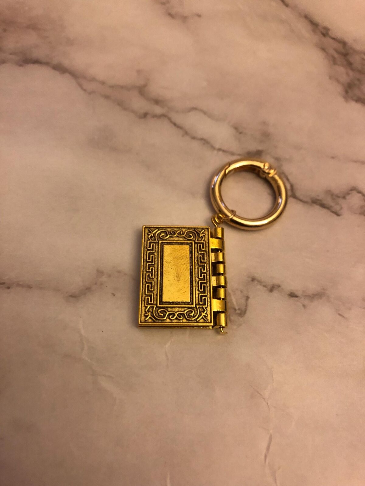 Gold Holy Bible Pendant Keychain & Necklace, Gift for Christians, Lord’s Prayer