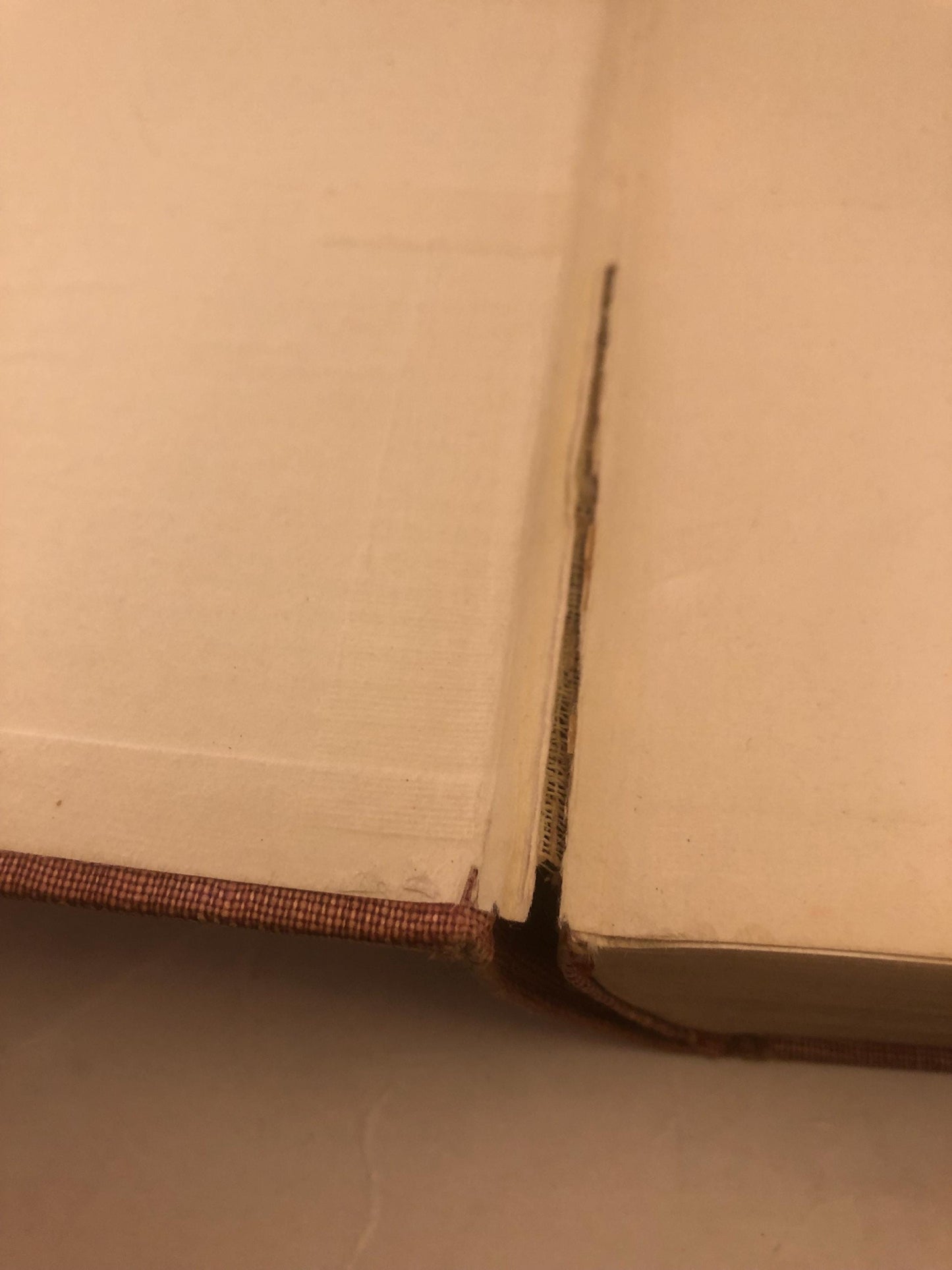 1953 Brown Hardcover Holy Bible - (Ref x448)