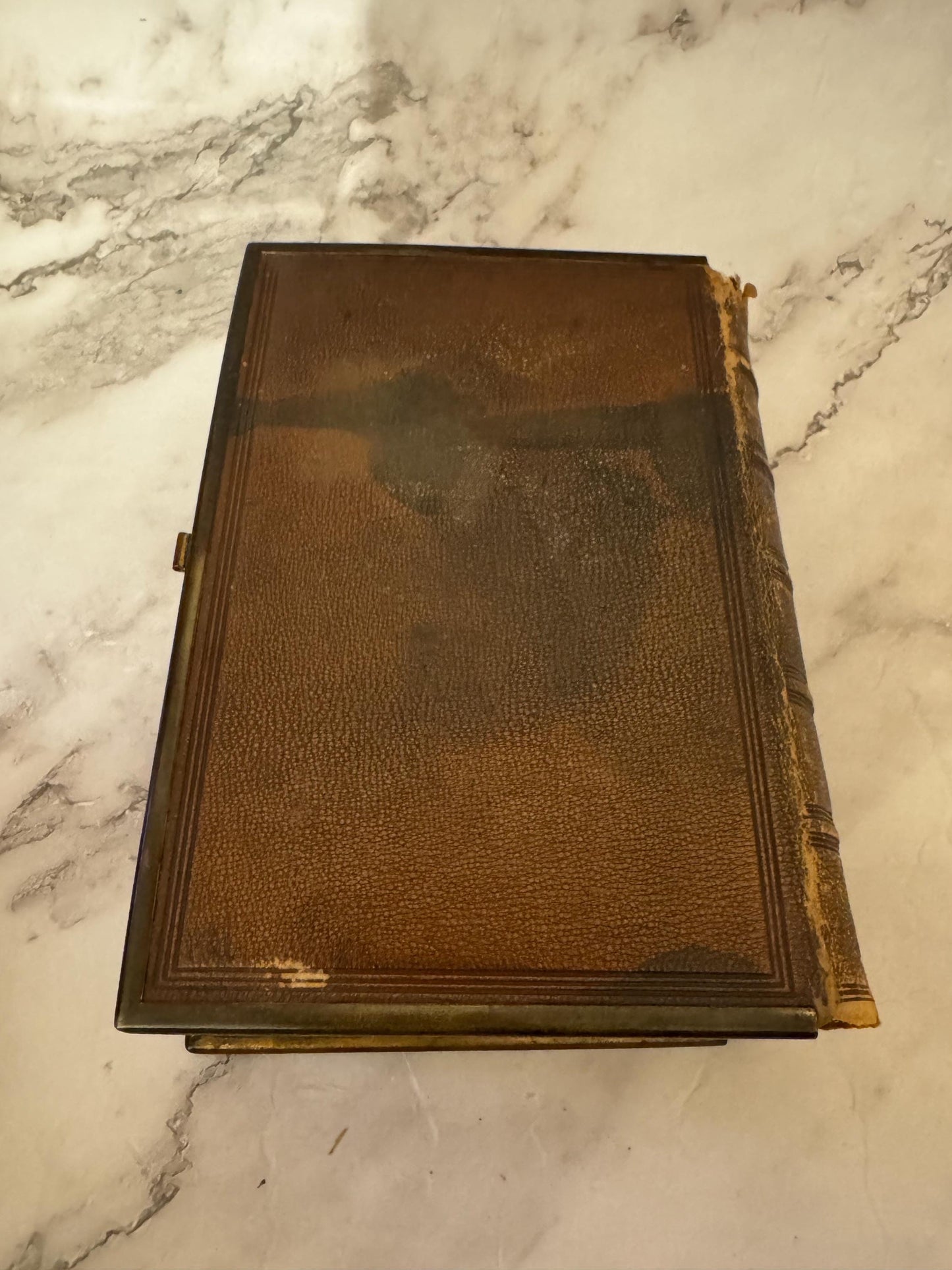 1872 Oxford KJV Holy Bible Leather Bound- Ref X615