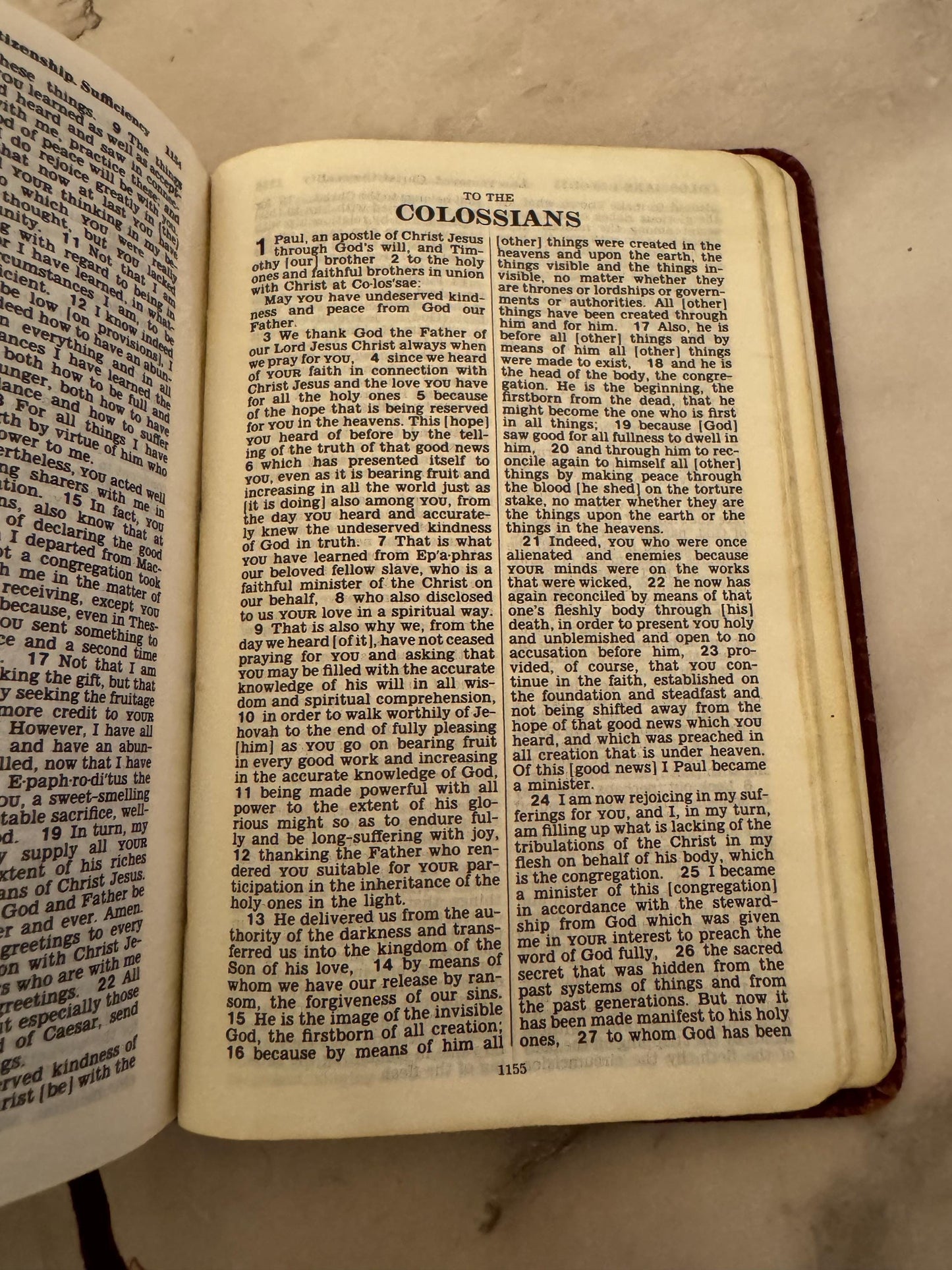 1984 New World Translation of the Holy Scriptures Pocket Size Burgundy Vinyl - Ref x567