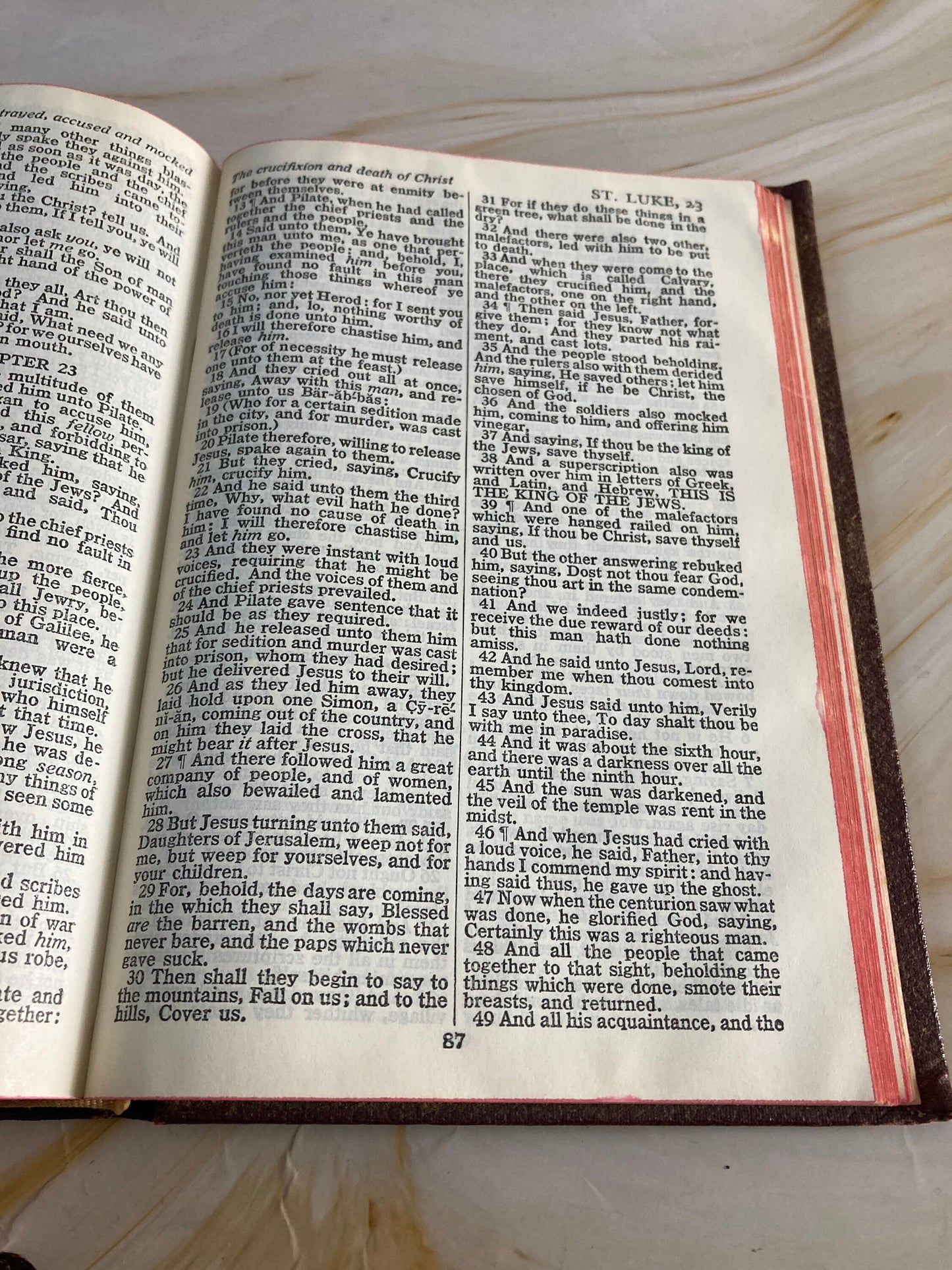 Vintage gideon kjv holy bible - (ref x175)