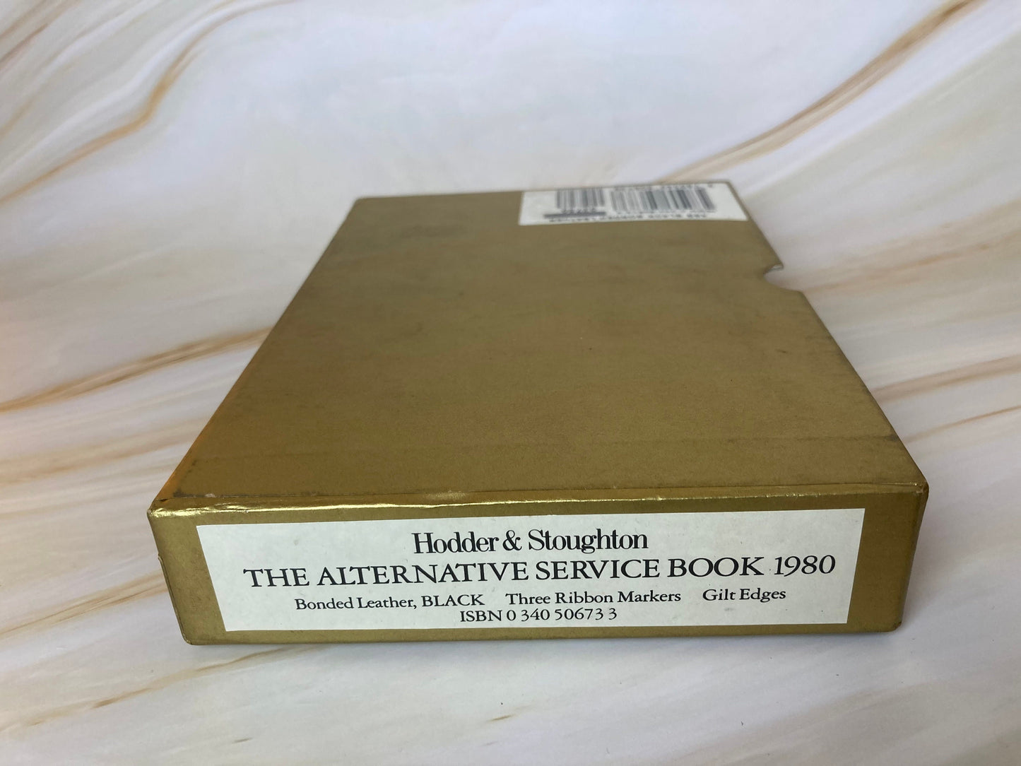 The alternative service book 1980 hodder and loughton - black bonded leather gold case (ref x6)