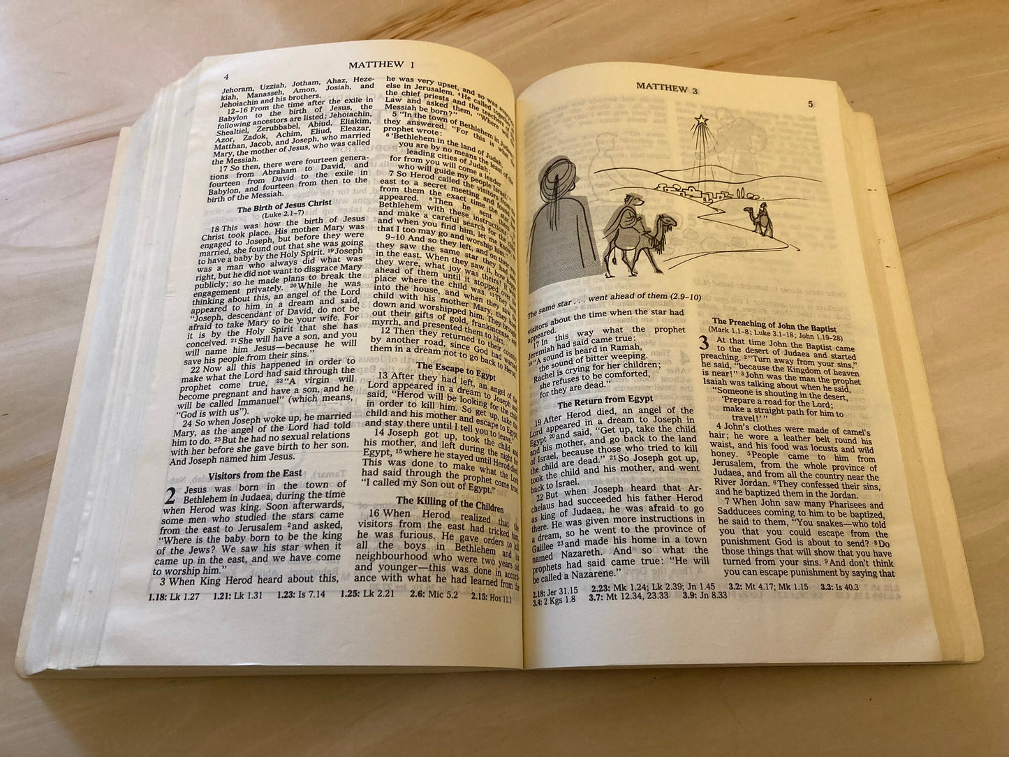 Illustrated Good News Bible Paperback 1976 - (Ref X126)