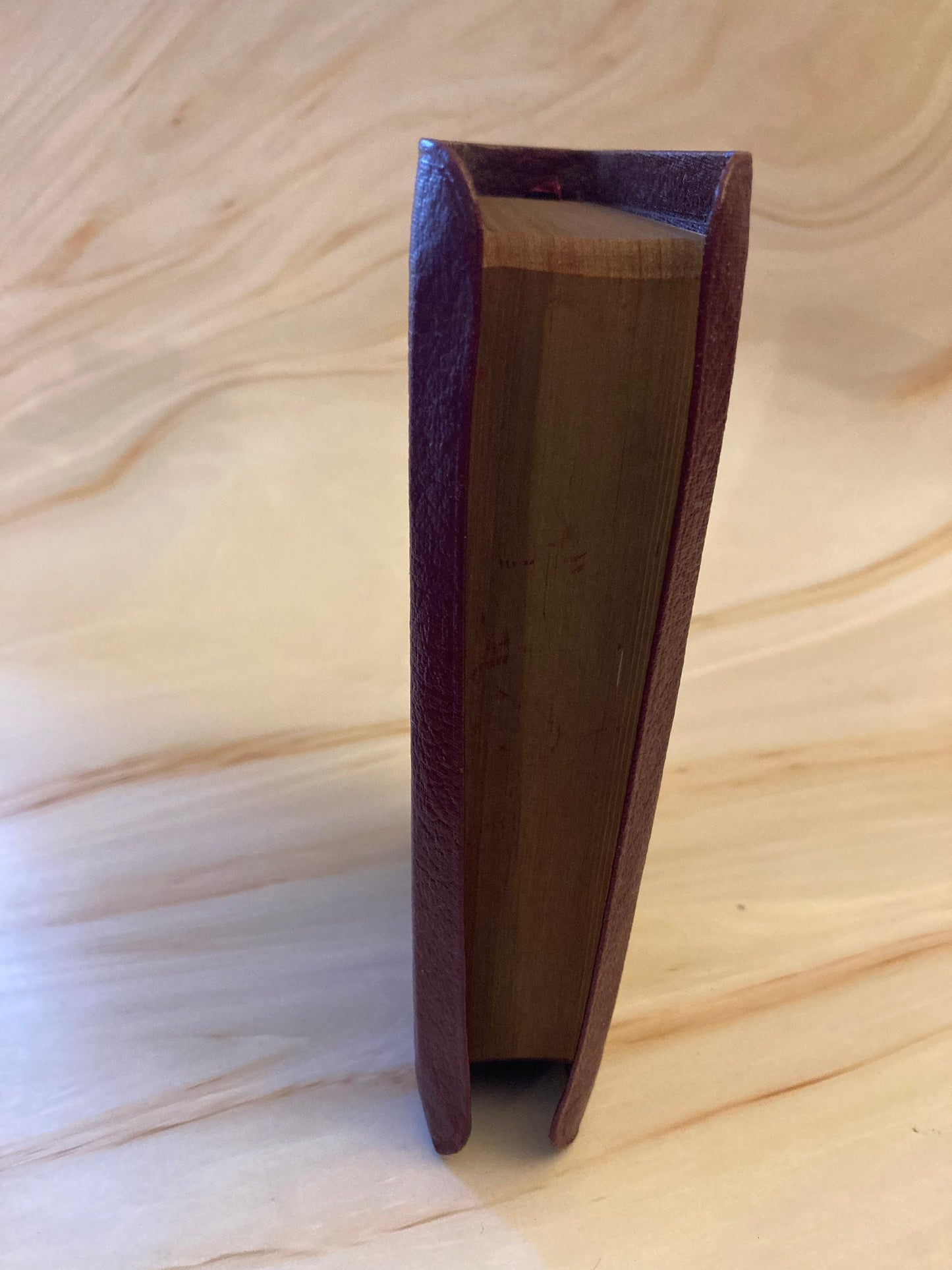 Vintage Red Holy Bible Pocket Size - (Ref X89)