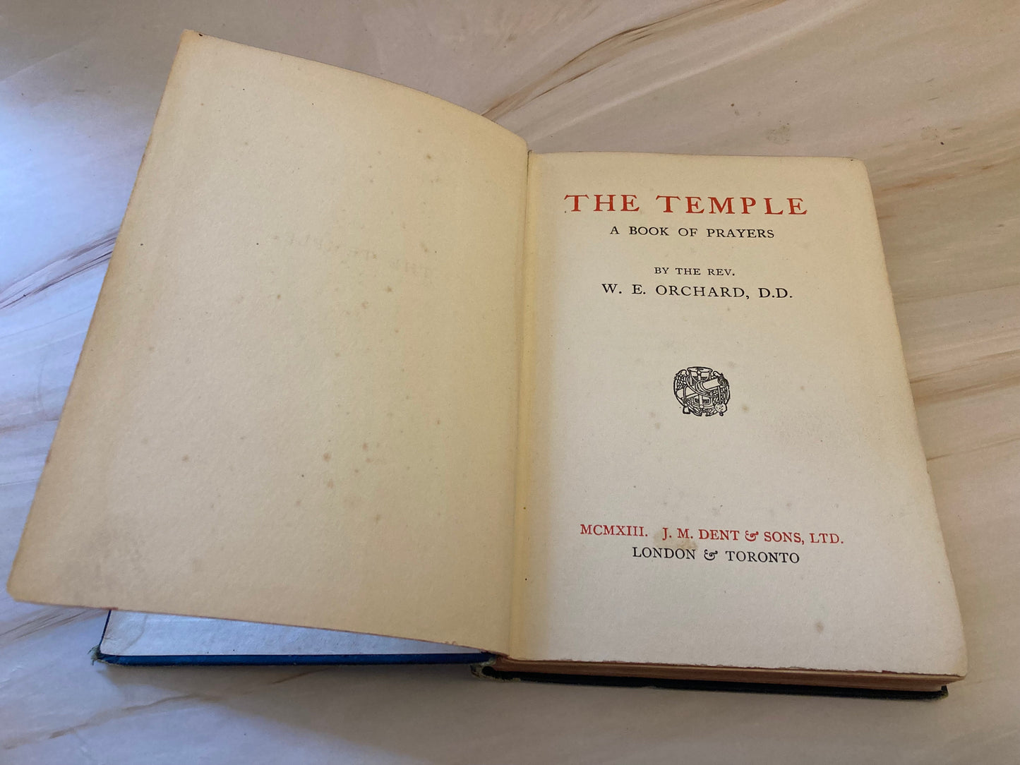 The Temple A Book of Prayer Christianity Book - (Ref X108)