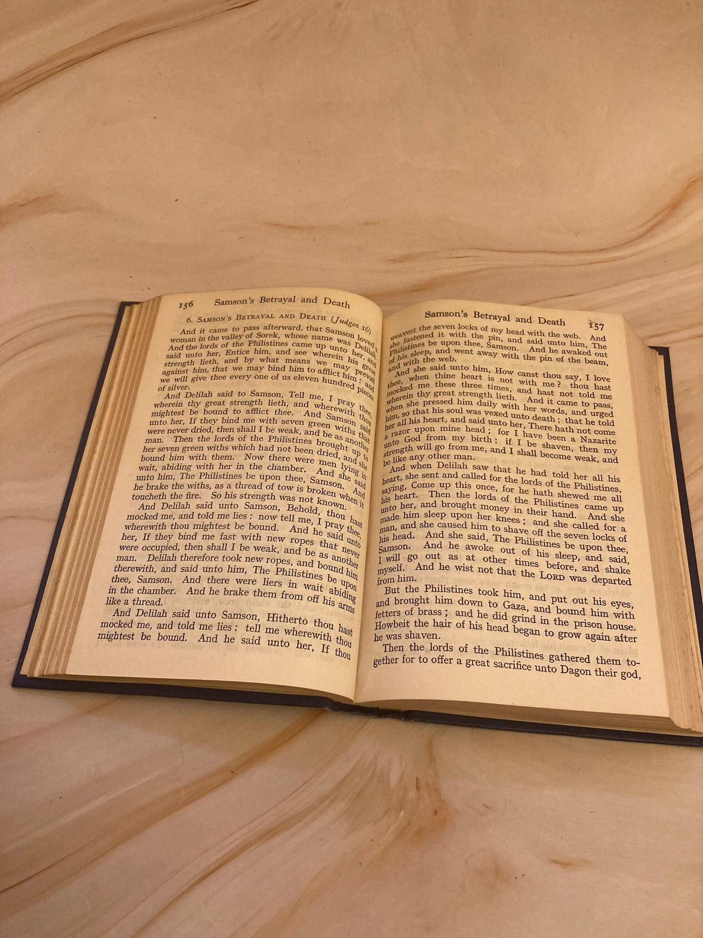 The school bible - rare bible nelson 1900s - (ref 37)