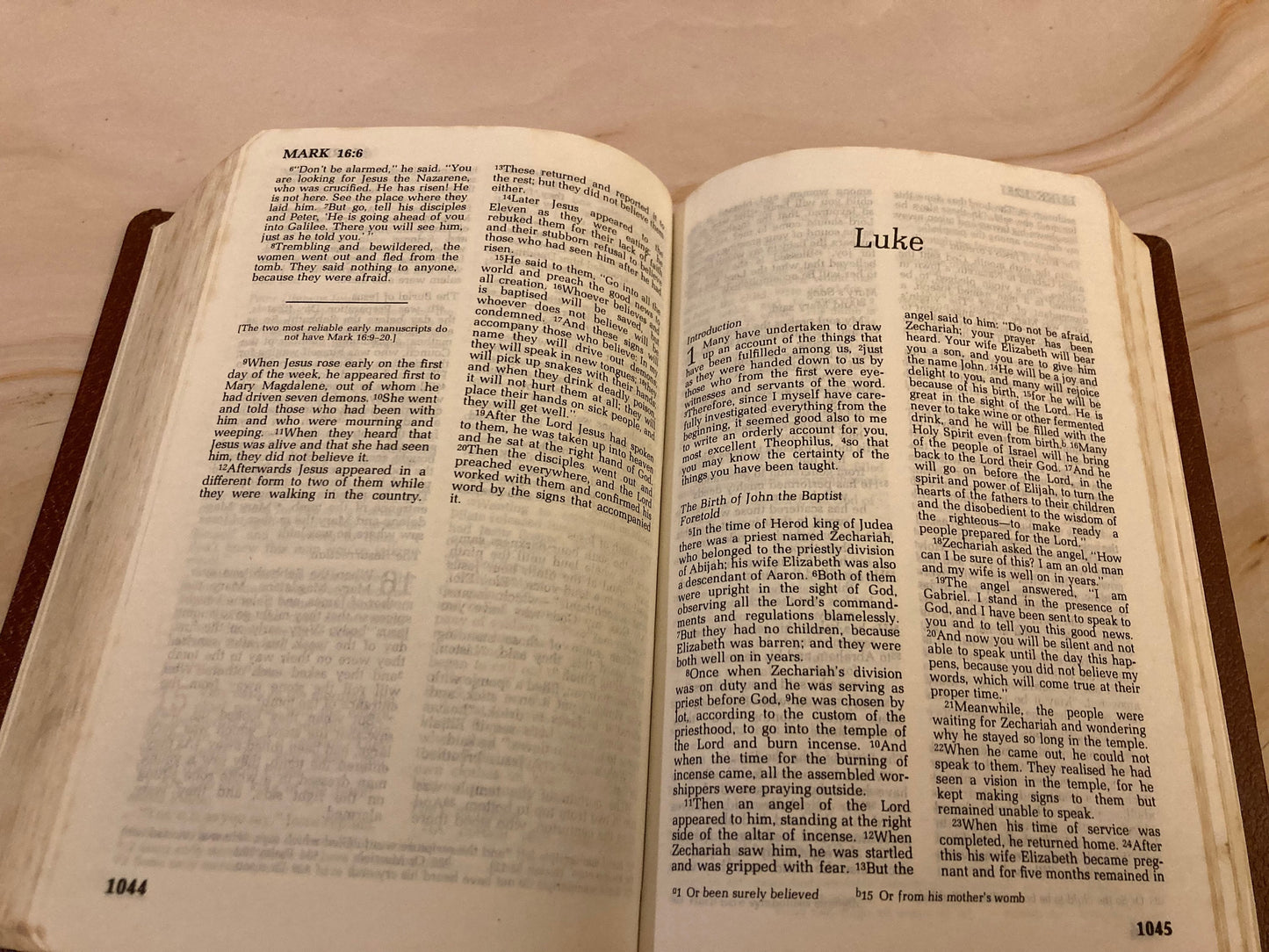 1983 NIV Pocket Size Bible - (Ref x206)