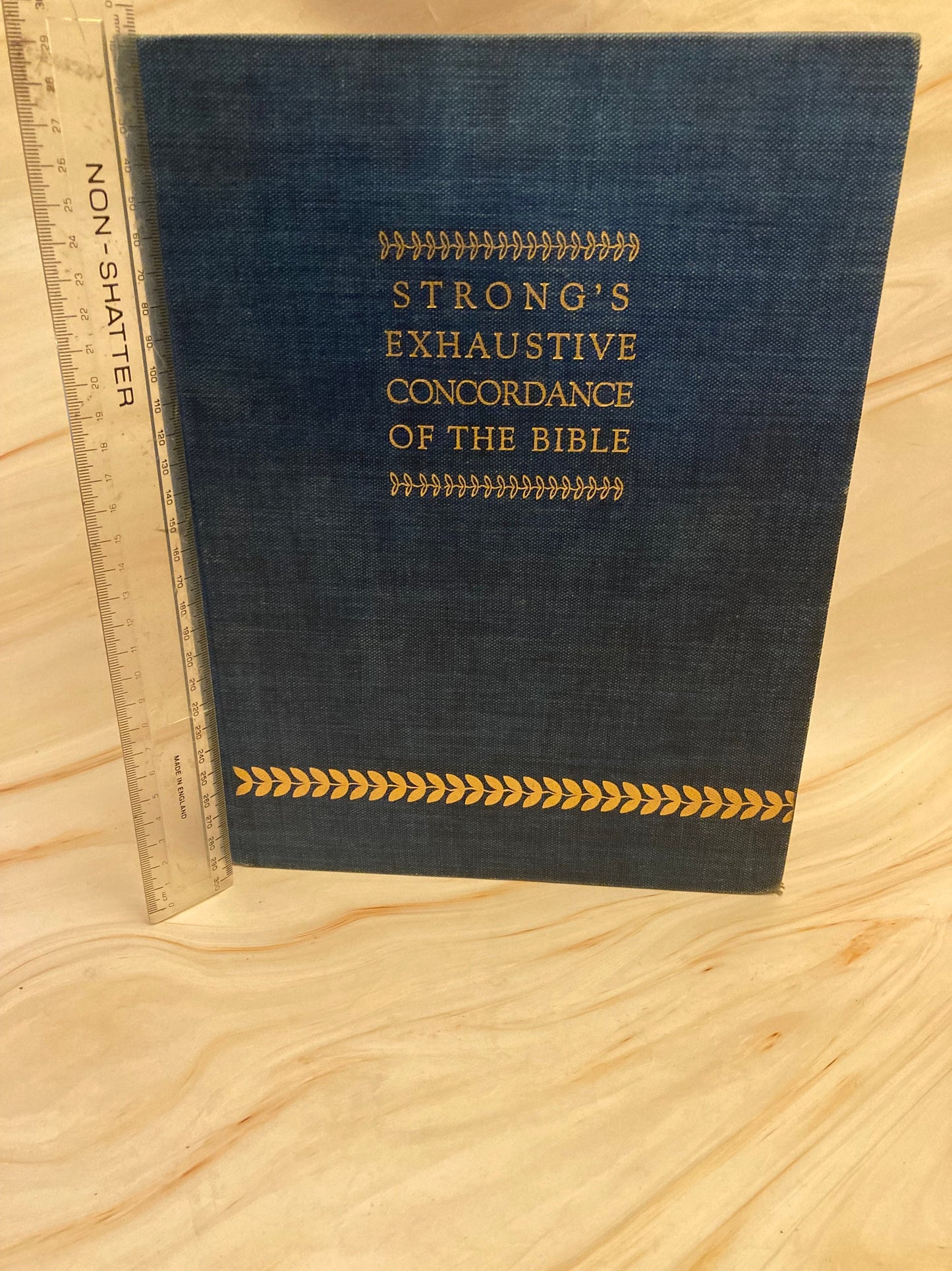1951 Strong’s Exhaustive Concordance of the Bible - Large concordance Bible - (Ref x283)