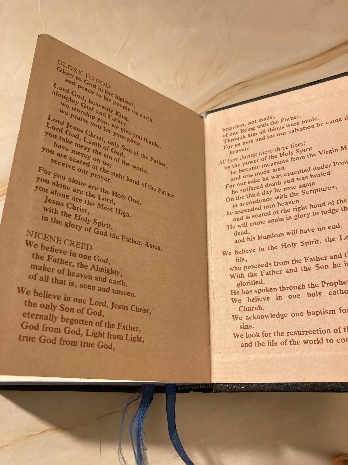 The New Sunday Missal Illustrations Book 1984 Prayer Psalms Book - (Ref x256)