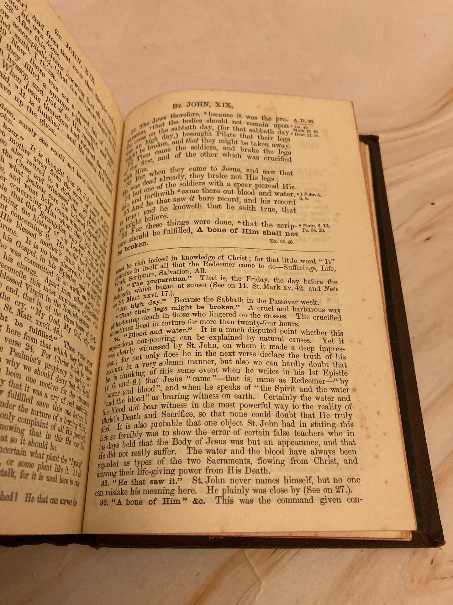 1881 New Testament Commentary Bible with Maps and Plans - The Four Gospels - (Ref x245)