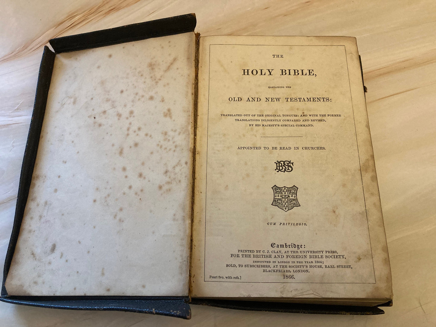 1866 Holy Bible Vintage Cambridge Bible - Ref x288