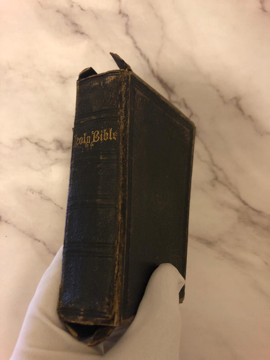 Vintage Holy Bible - Ref x371