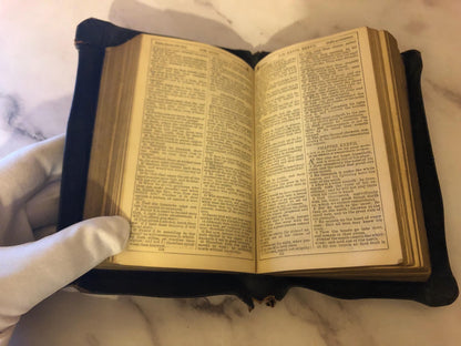 Holy Bible Rare - Ref x372