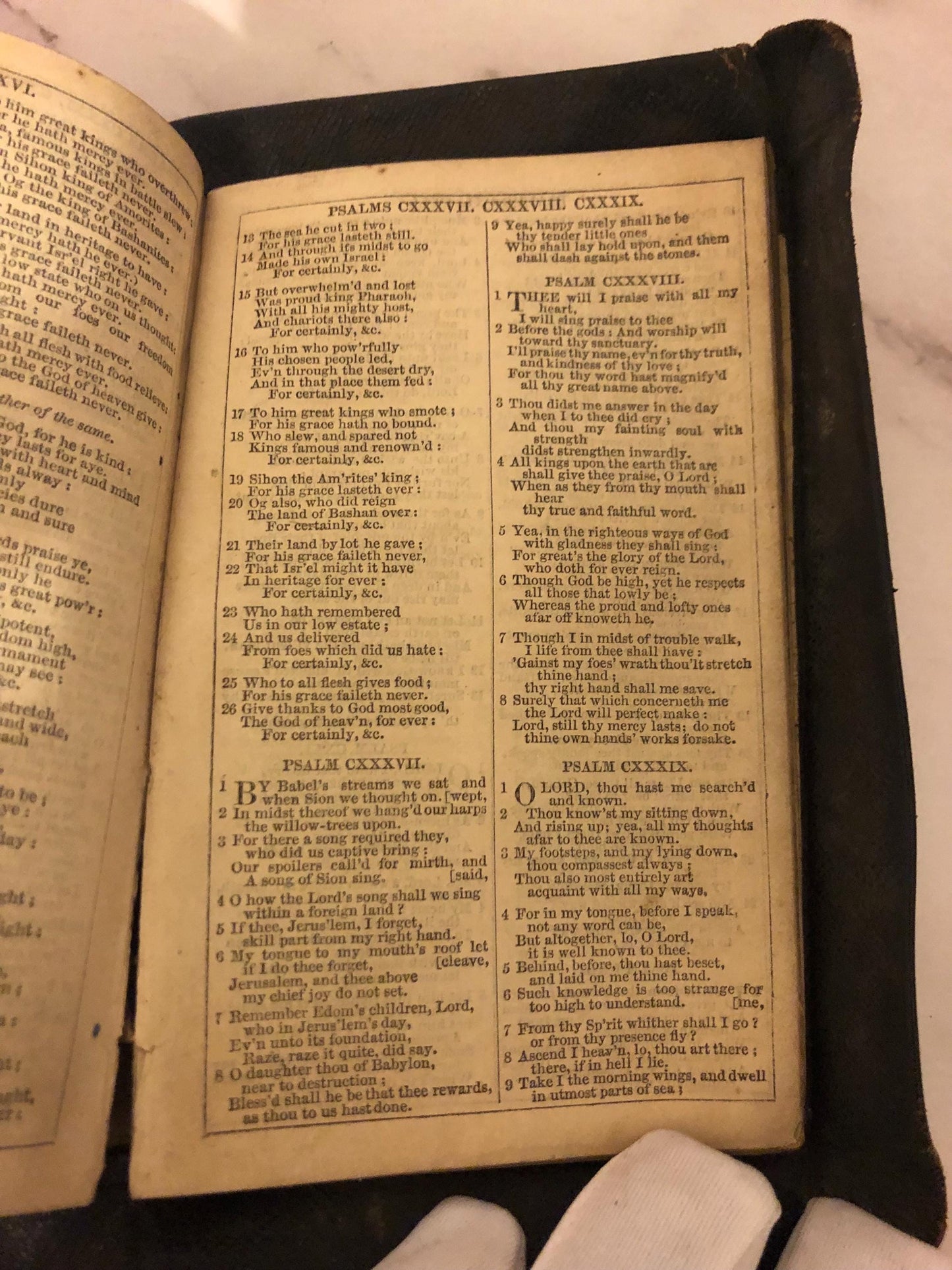 Holy Bible Rare - Ref x372