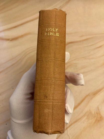 1937 Holy Bible Red Hardcover - (Ref x353)