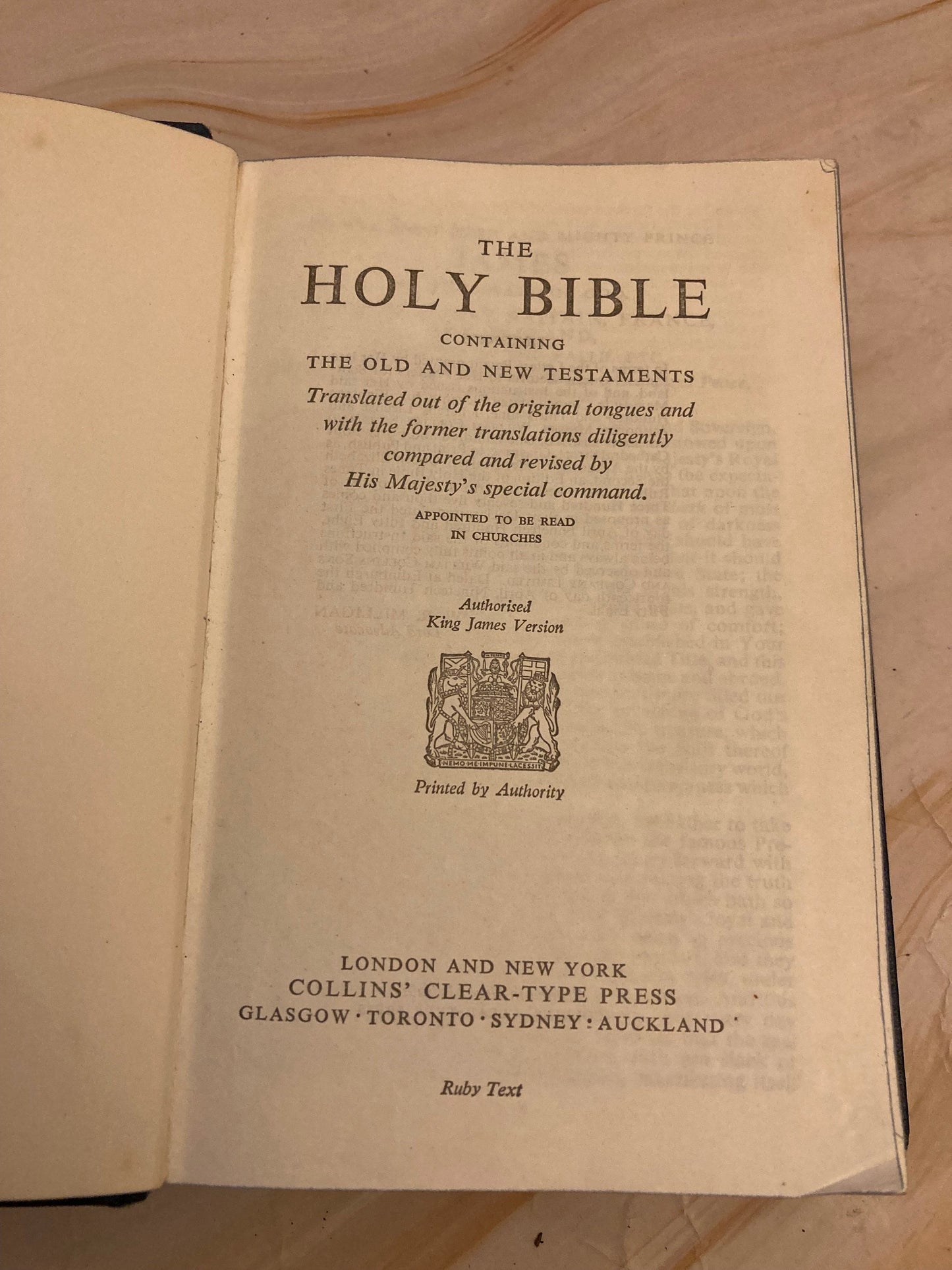 KJV Holy Bible 1950s - (Ref x355)