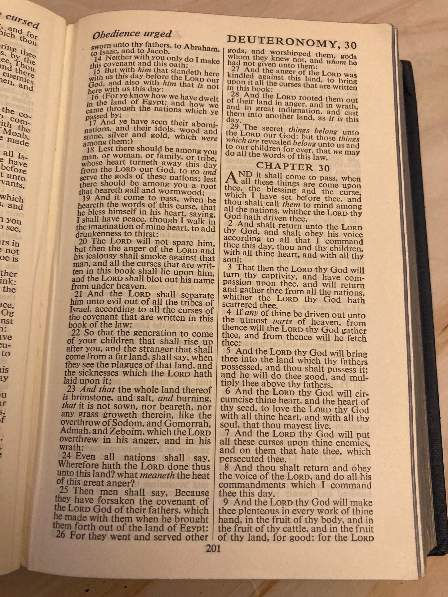 KJV Holy Bible 1950s - (Ref x355)