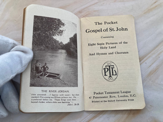 The Pocket Gospel of St. John book - (Ref x345)