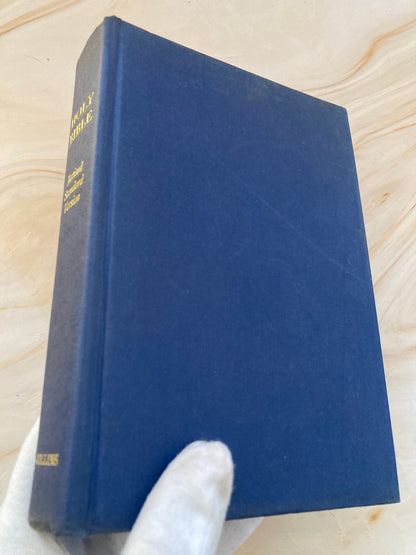 1971 Hardcover Illustration Picture Holy Bible Blue cover - (Ref x344)