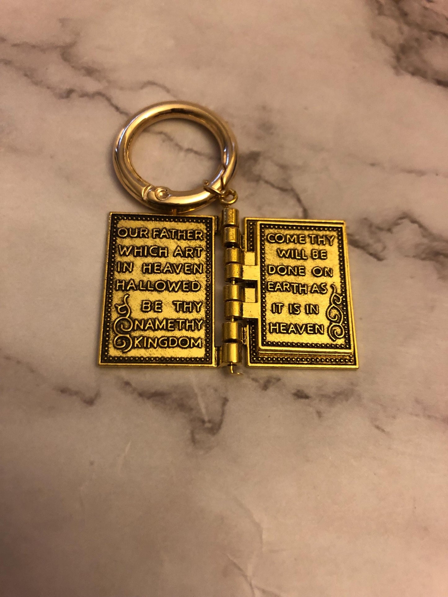 Gold Holy Bible Pendant Keychain & Necklace, Gift for Christians, Lord’s Prayer - (Ref x381)