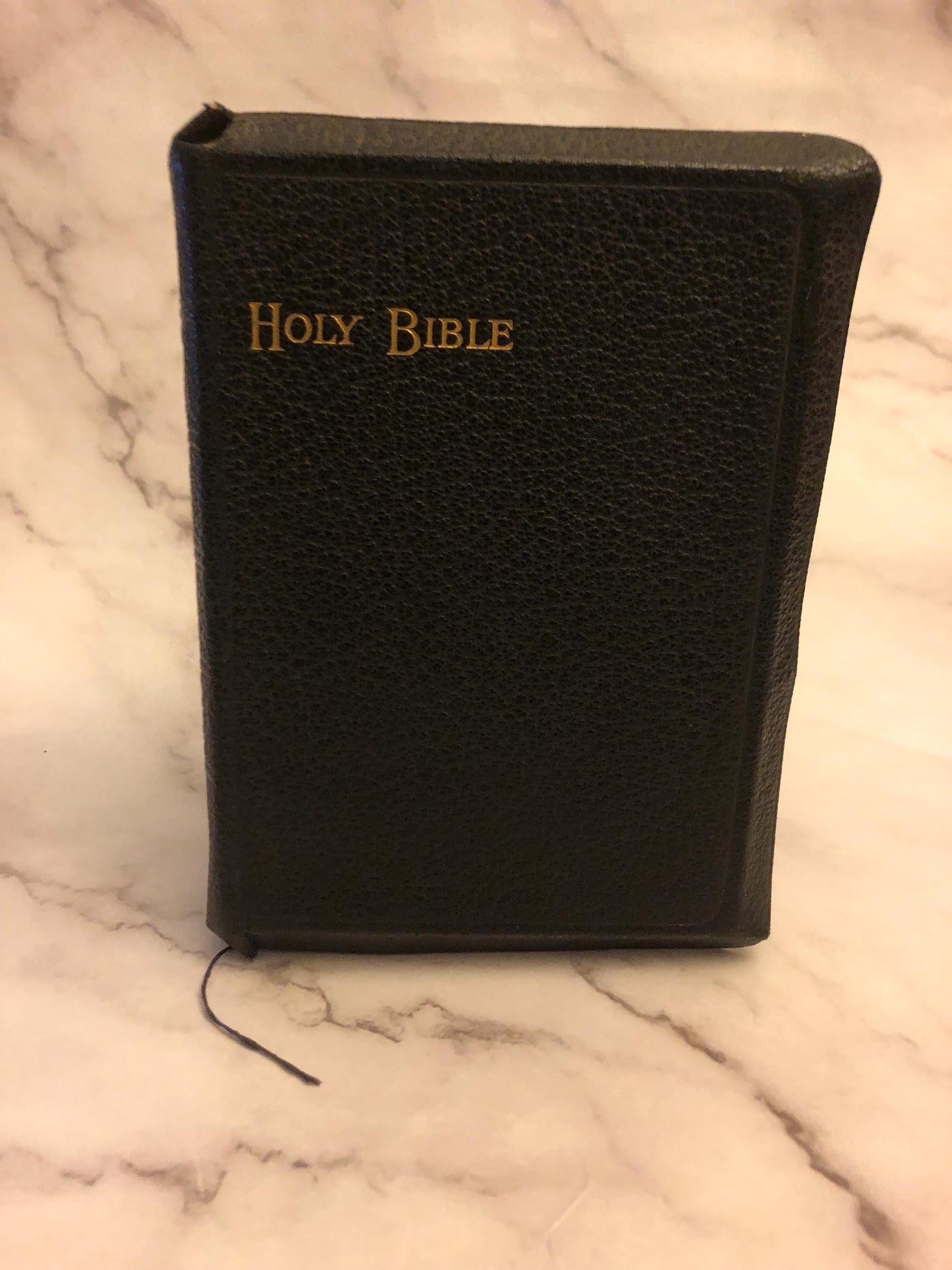 Holy Bible Index Tab 1932 - (Ref x374)