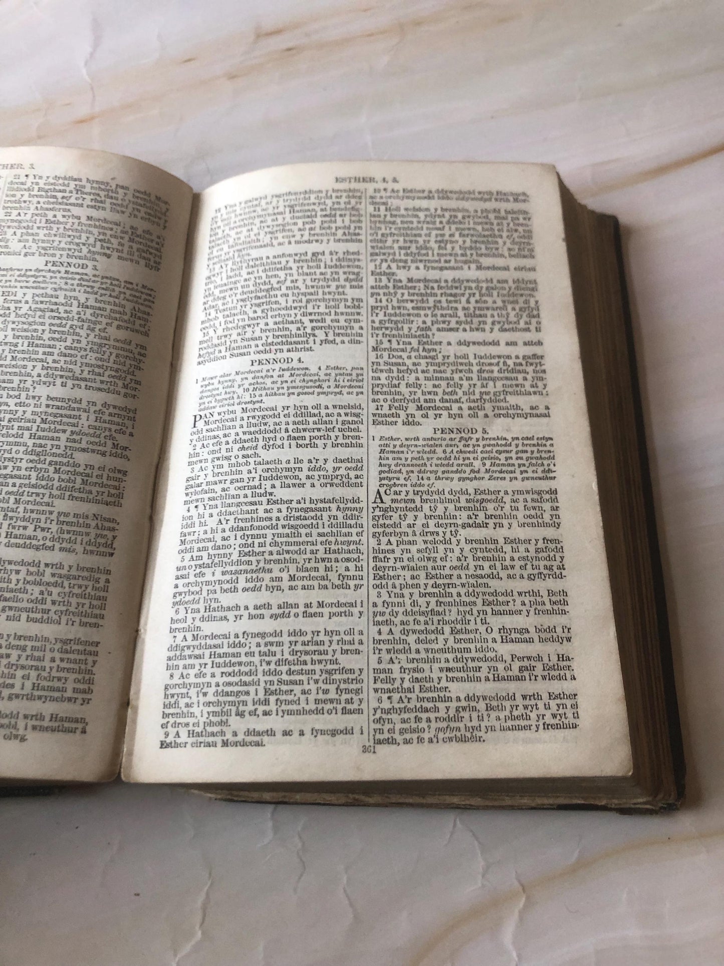 1804 Welsh Language Bible - (Ref x440)