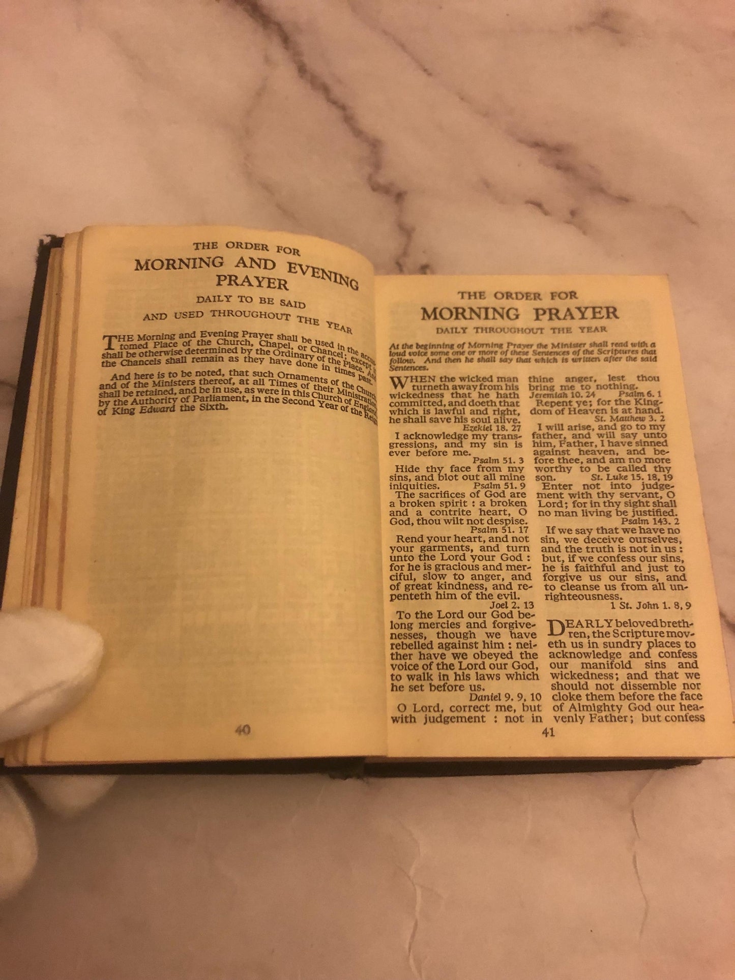 1920s Book of Common Prayer & Hymns Mini Pocket Prayer Book Antique Church Book - (Ref x452)
