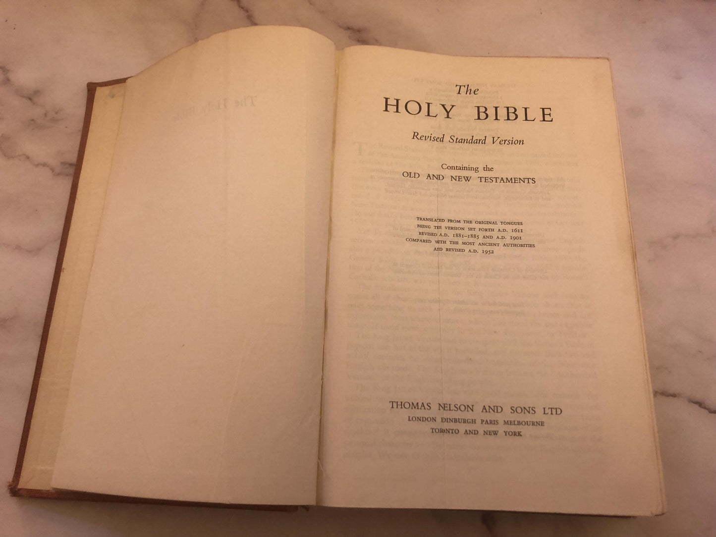 1953 Holy Bible – Vintage Christian Bible – Hardback Edition - Ref x448