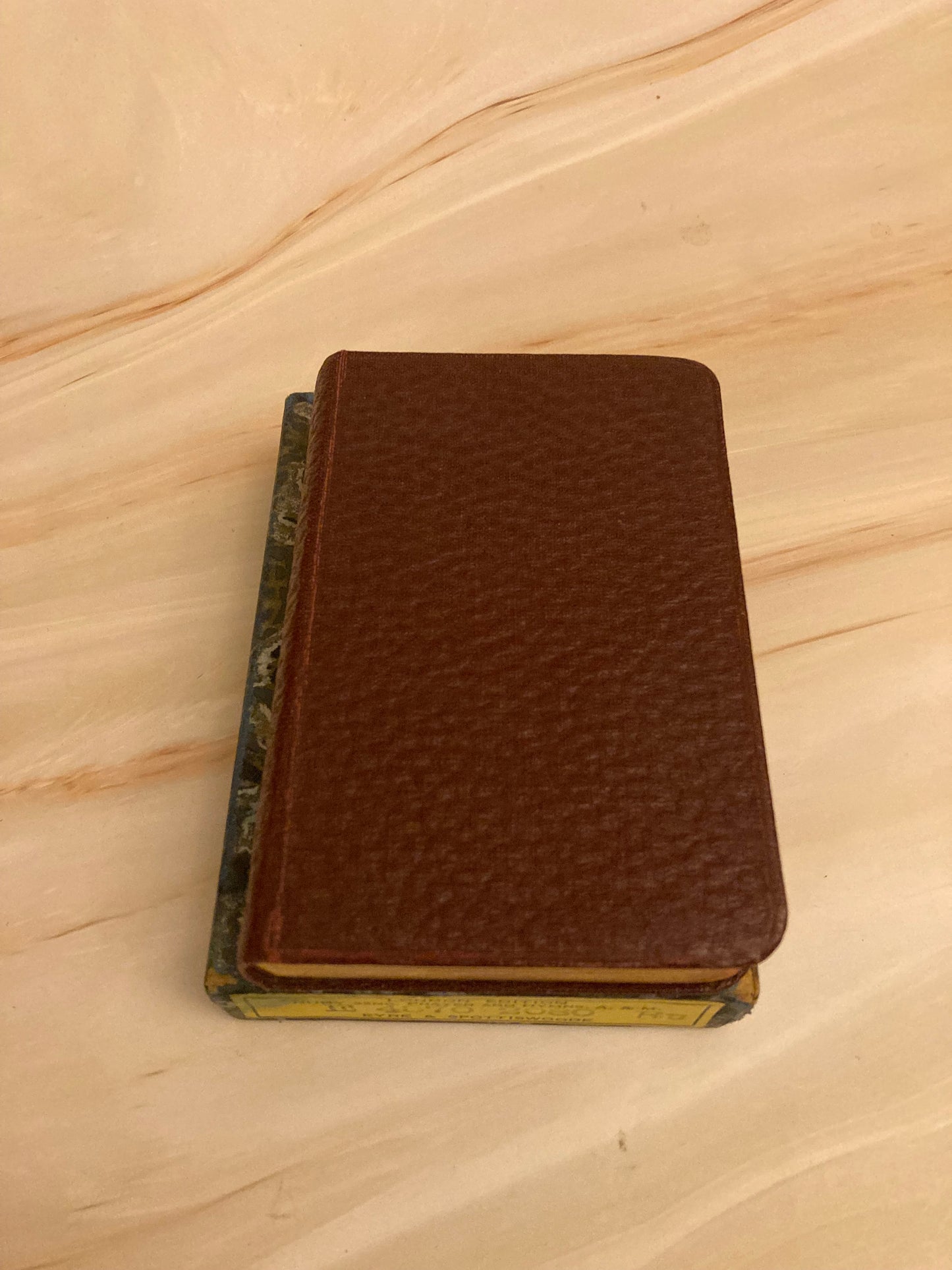 Vintage Book of Common Prayer & Hymns – Eyre and Spottiswoode – Pocket Size Prayer Book - Ref X34