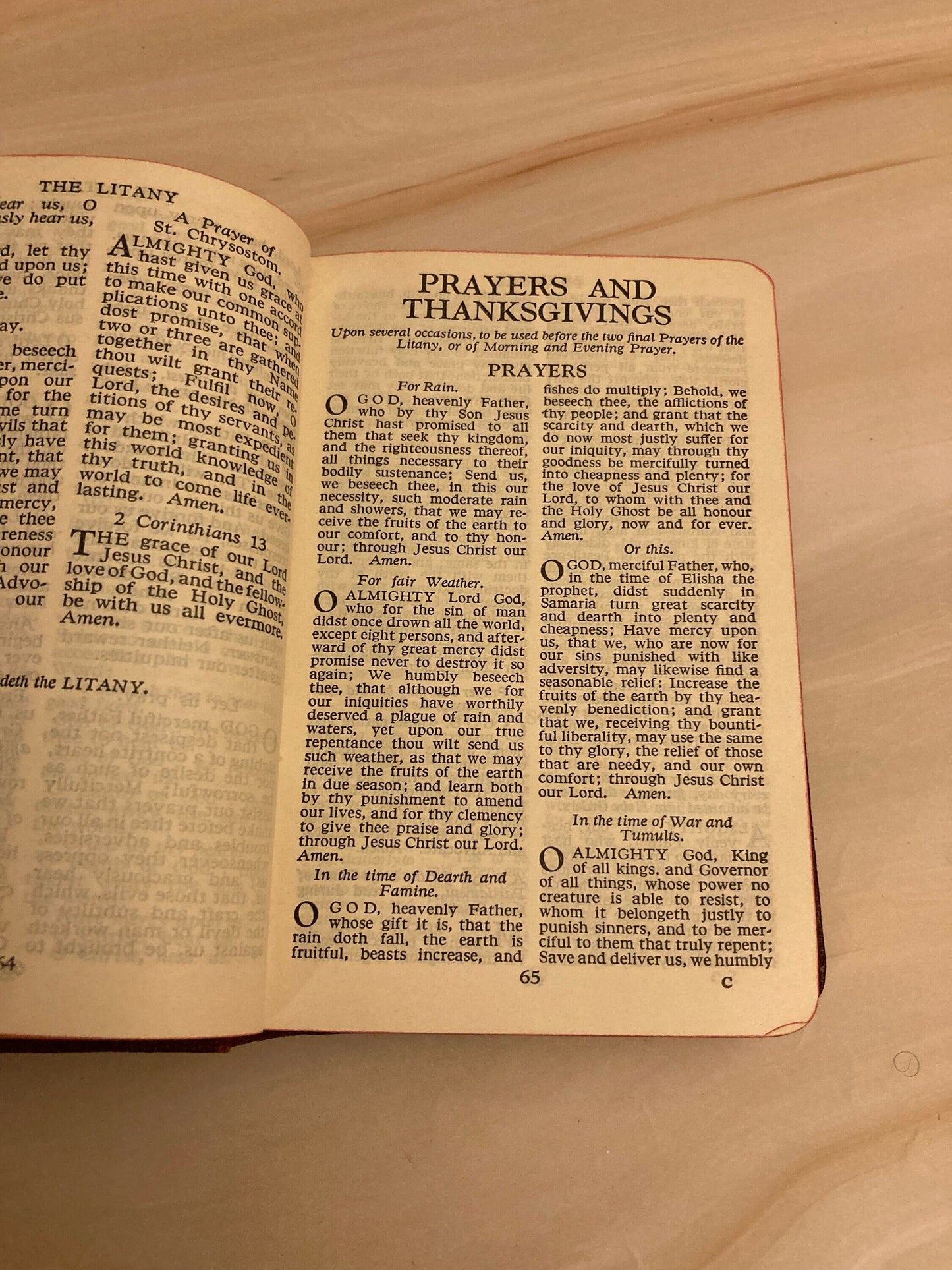 Vintage Book of Common Prayer & Hymns – Eyre and Spottiswoode – Pocket Size Prayer Book - Ref X34