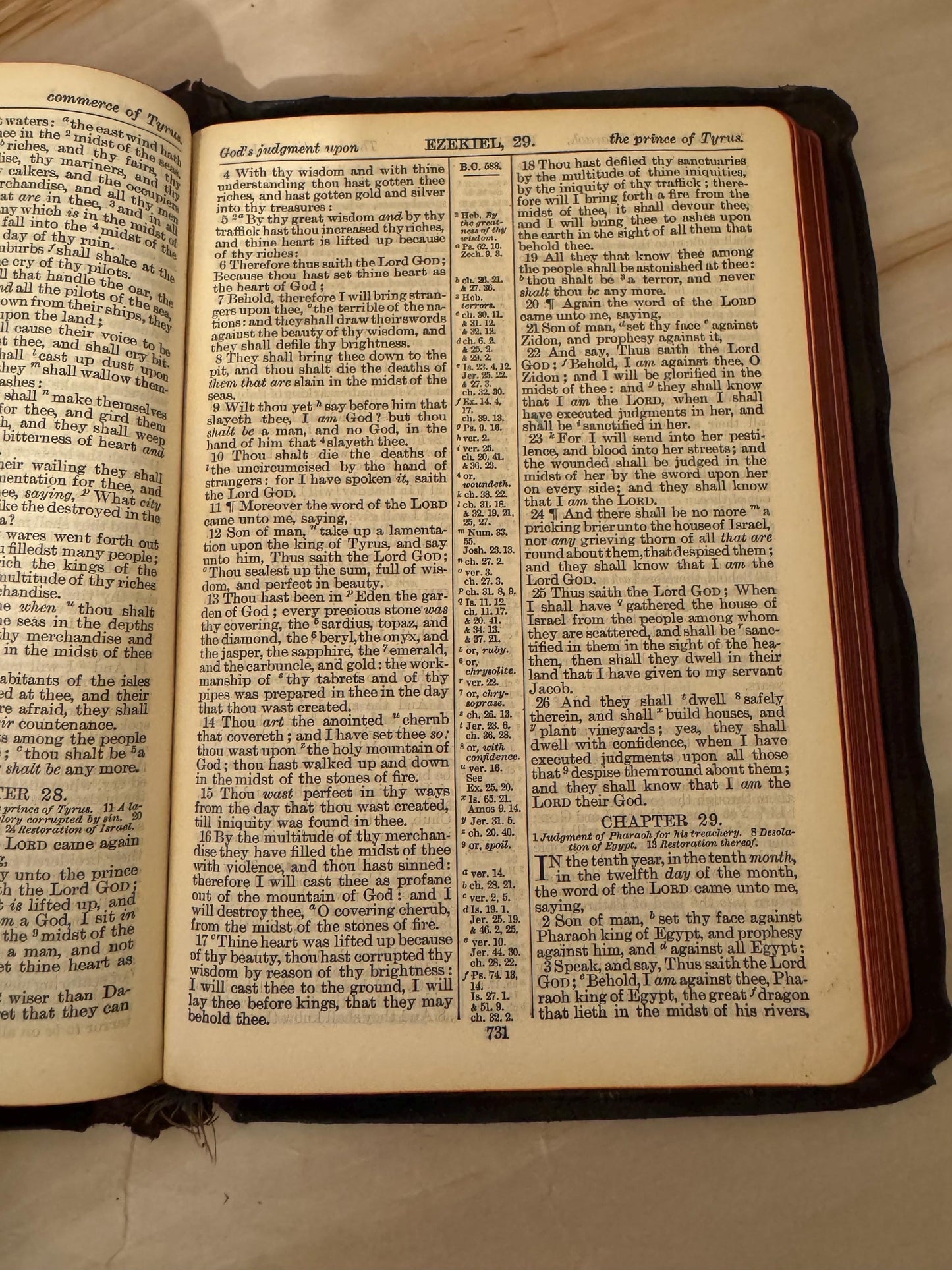 Antique Oxford Holy Bible Yapp Cover Leather Bound King James Bible With Red Page Edges - Ref X698