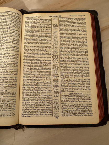 Antique Oxford Holy Bible Yapp Cover Leather Bound King James Bible With Red Page Edges - Ref X698