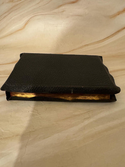 1919 Oxford Holy Bible Antique Yapp Cover Leather Bound King James Bible With Gilt Page Edges - Ref X697