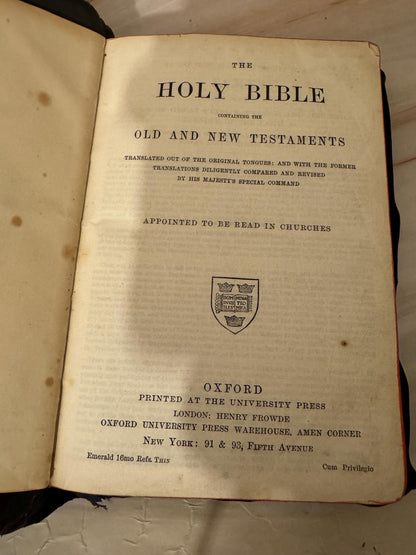 1919 Oxford Holy Bible Antique Yapp Cover Leather Bound King James Bible With Gilt Page Edges - Ref X697