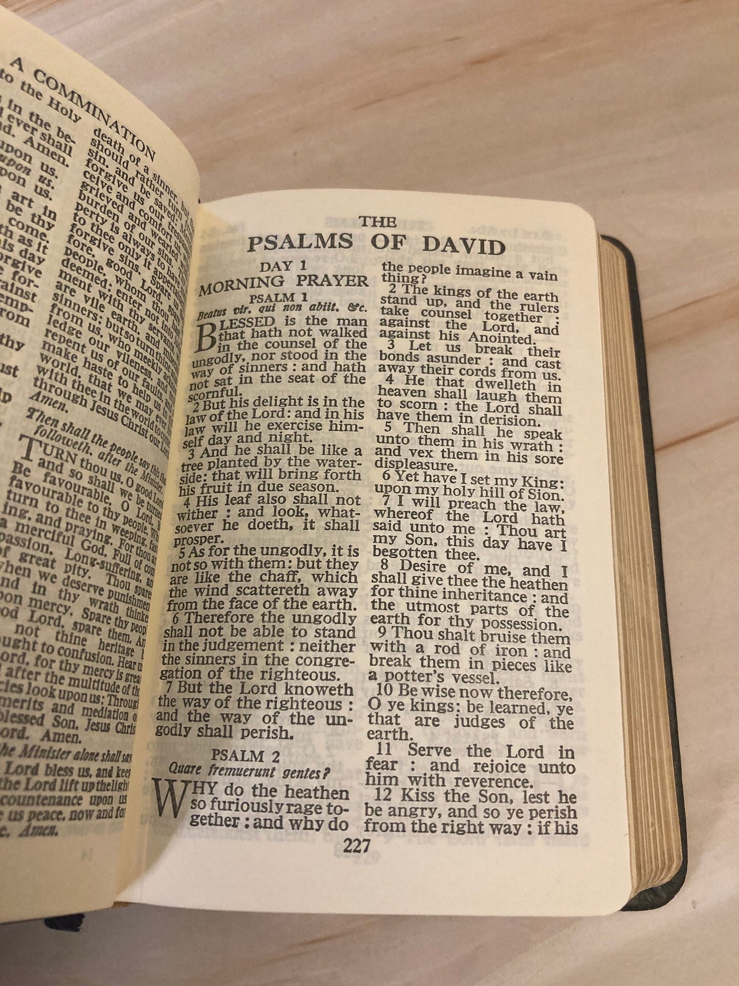 Vintage Common Prayer Hymns Book A&R Christian Prayer Book Hymnal - Ref x318