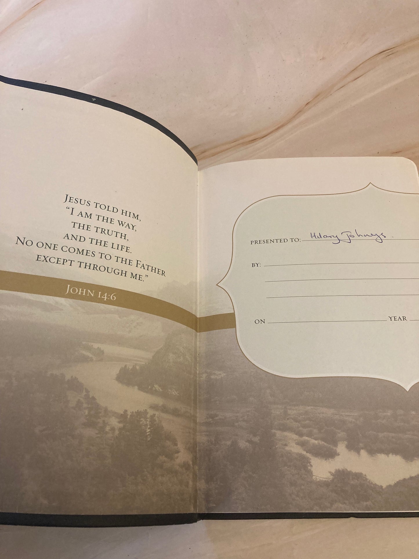 HCSB Holy Bible – 2009 Edition – Christian Study Bible - Ref x313