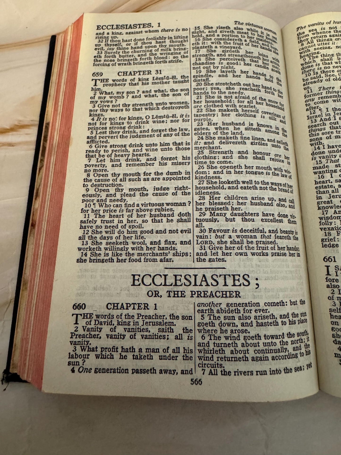 1945 Holy Bible Illustrated King James Version Vintage - Ref X679