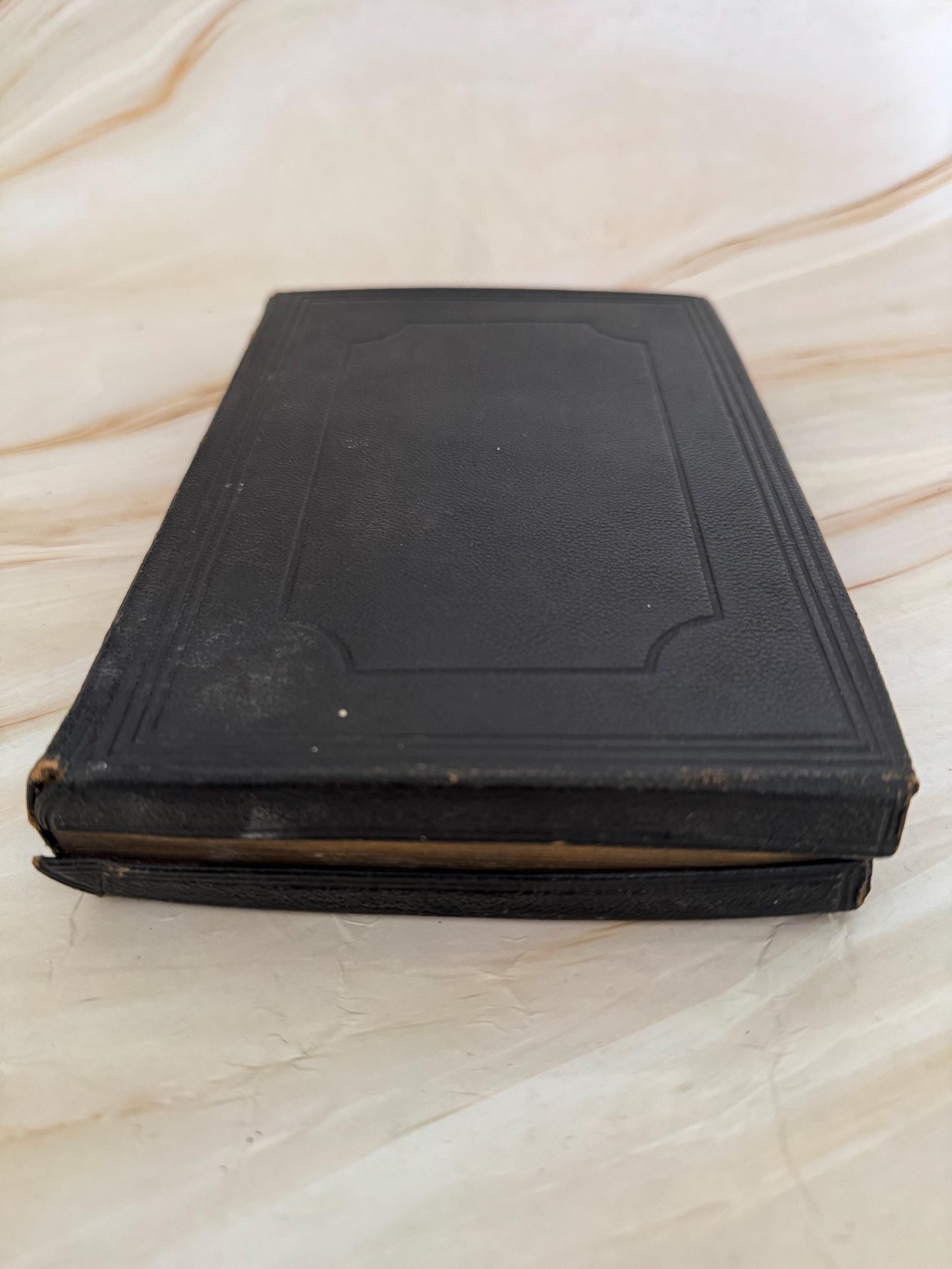 1894 Oxford Holy Bible Antique Yapp Cover KJV Bible - Ref X672