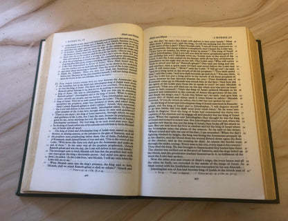 1970 New English Bible with Apocrypha – Vintage Bible – Christian Study Book - (Ref x430)
